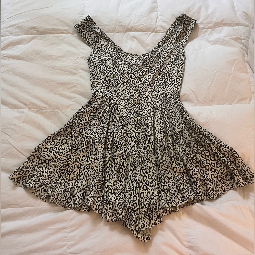 Vanessa Mooney Elisabeth Romper Dress  size M! Like brand new condition w/o tags